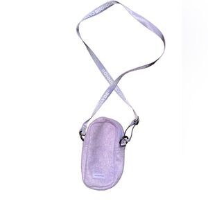 NEW WITHOUT TAGS Bonnie Clyde Lavender Zip Top Crossbody with Adjustable Strap